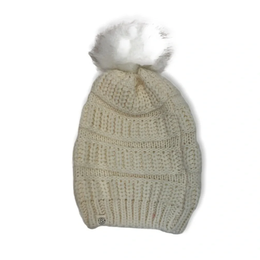 Treasure & Bond Ivory Pom Pom Beanie Hat
